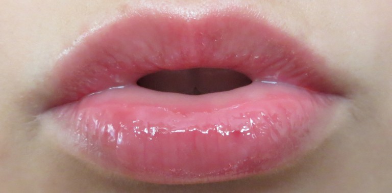 REVIEW: Stila Lip Glaze