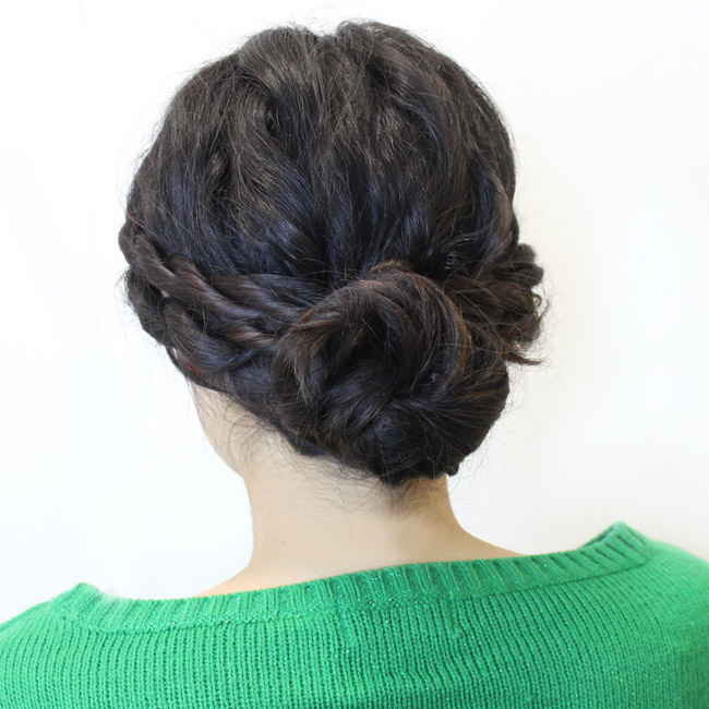Click through for the step by step details on how to create this twisted bun updo as a versatile holiday hairstyle.