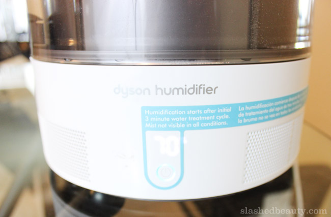 Click through to see how a humidifier has helped my skin and hair stay healthy this winter! This particular one is the Dyson AM10 Humidifier, which is the queen of all machines.