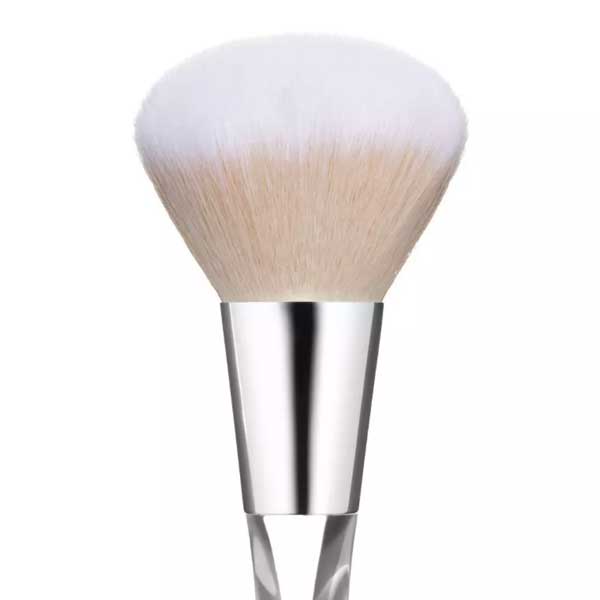 Fluffy Powder Brush | e.l.f. Beautifully Precise Powder Brush | Makeup Brushes for Beginners | Slashed Beauty