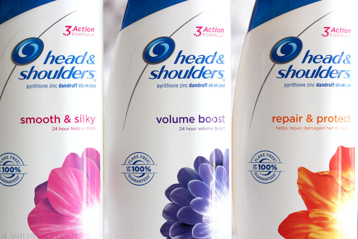You don't need to compromise beautiful hair when you need to treat dandruff. My new favorite daily dandruff shampoo goes to Head & Shoulders Tri-Action Formula, which cleans, protects and moisturizes while treating flakes. See a before/after! | Slashed Beauty