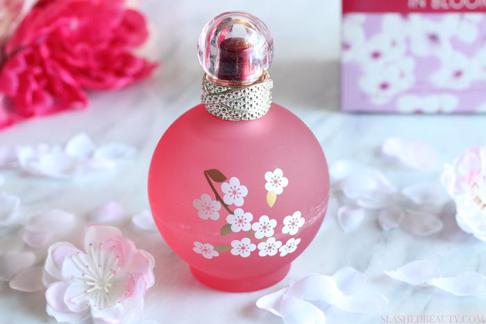 Check out Britney Spears' newest fragrance: fantasy IN BLOOM. See why it's the perfect everyday Spring scent! | Slashed Beauty