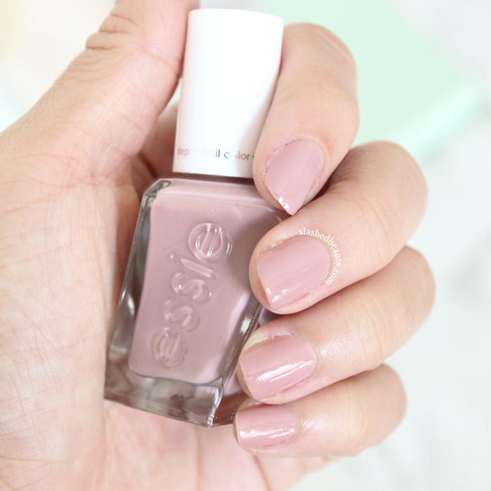 TOUCH UP - Does the Essie Gel Couture polish live up to its long-lasting claims? Read the full review and see swatches of three gorgeous shades. | Slashed Beauty