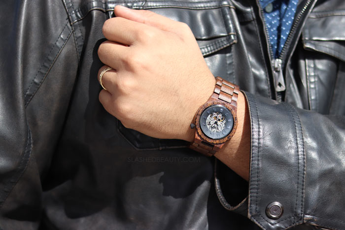Men's Fashion: My husband is loving his unique JORD wooden watch to dress up every outfit. See why it makes a great men's style staple. | Slashed Beauty