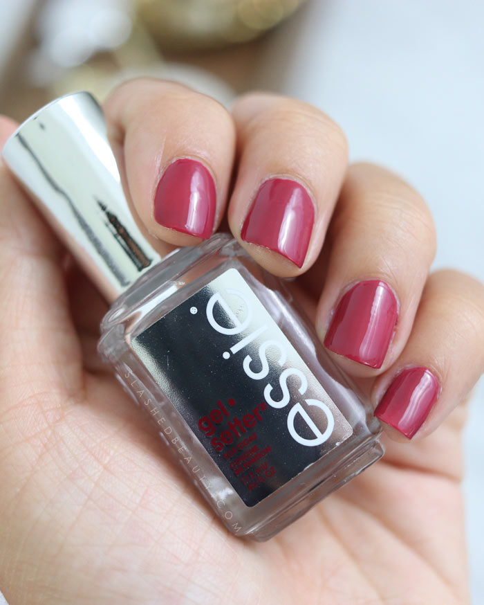The best quick drying top coat that makes polish last a long time: Essie Gel Setter Top Coat Review. | Slashed Beauty
