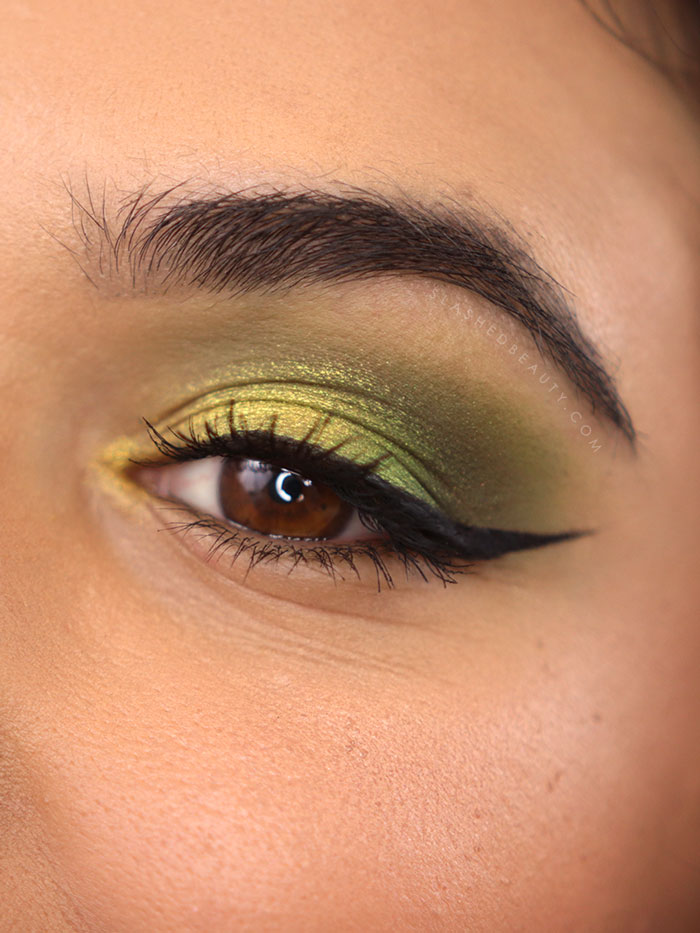 how to make brown eyes pop with green eyeshadow