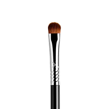 Sigma E57 Firm Shader Brush | The Best Makeup Brushes from Sigma (+ a Coupon Code!) | Slashed Beauty